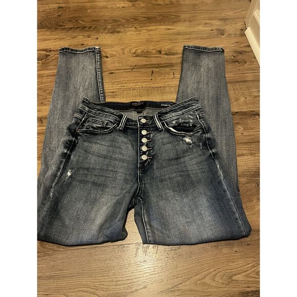 Judy Blue Boyfriend Fit Jeans, size 29/9 - Picture 13 of 16